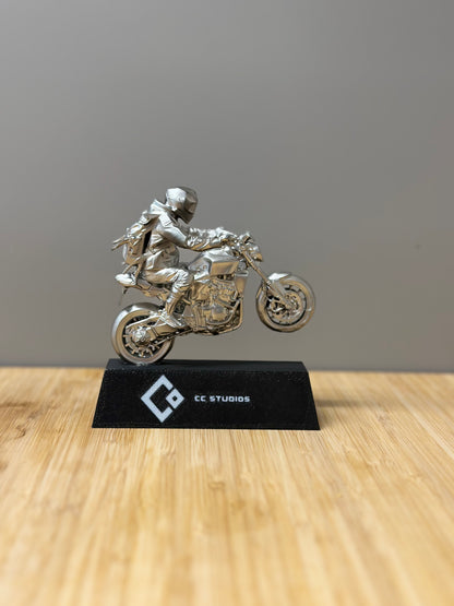 Figura personalizada cromada